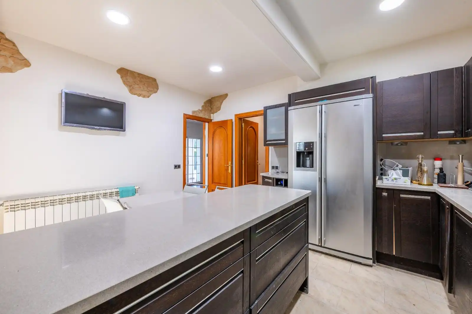Cocina de Casa o chalet en venta en Porqueres con Aire acondicionado, Calefacción y Jardín privado