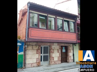 Adosado con jardín en venta en Calle del Comercio