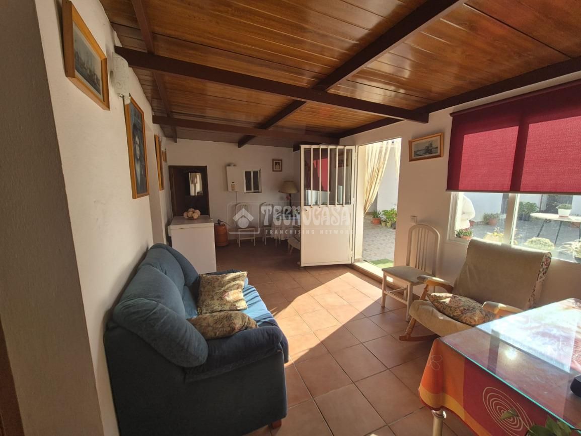 Sala d'estar de Finca rústica en venda en Écija amb Aire condicionat