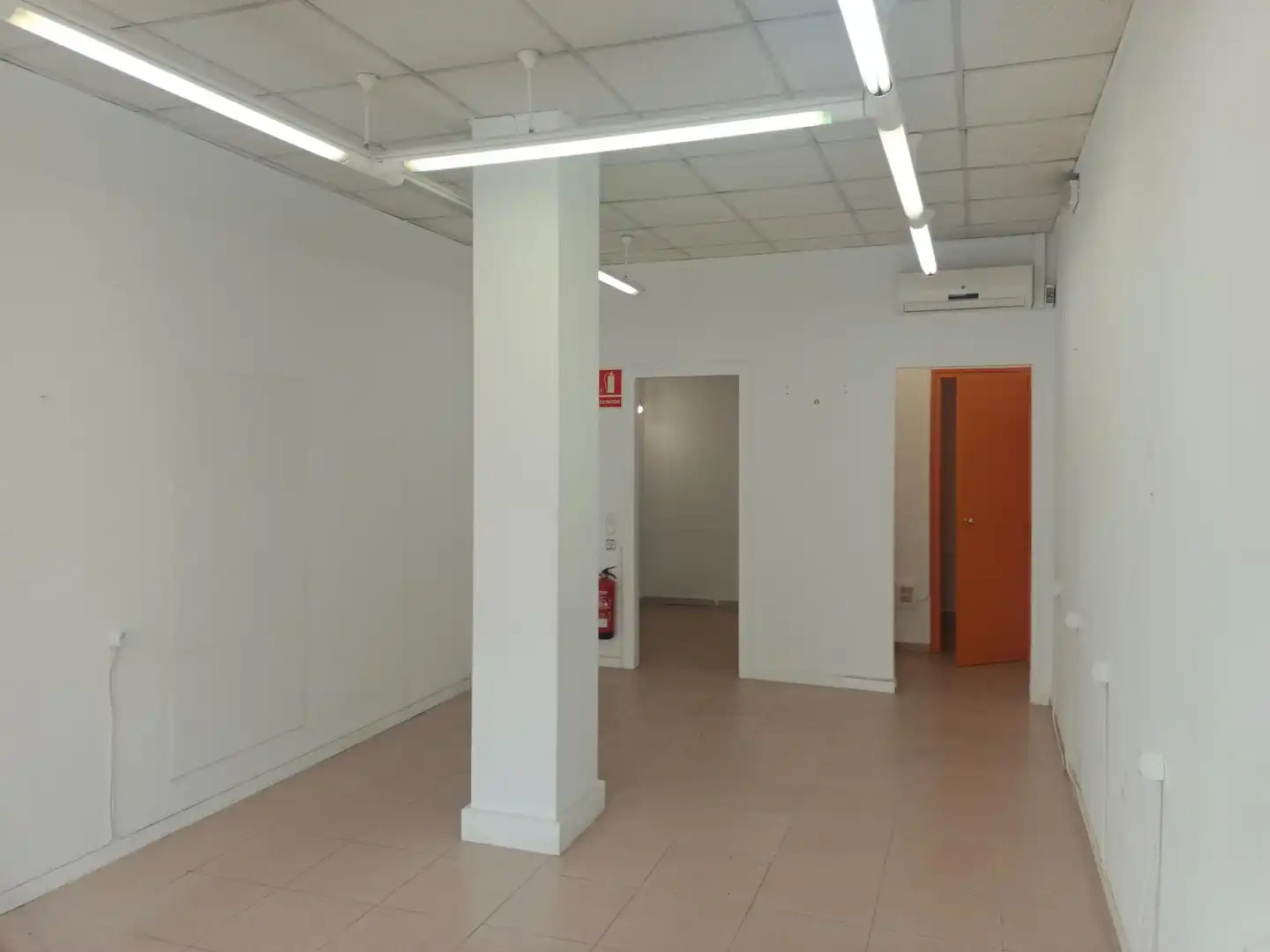 Business premises to rent in Carrer DOCTOR KLEIN, imagen 3