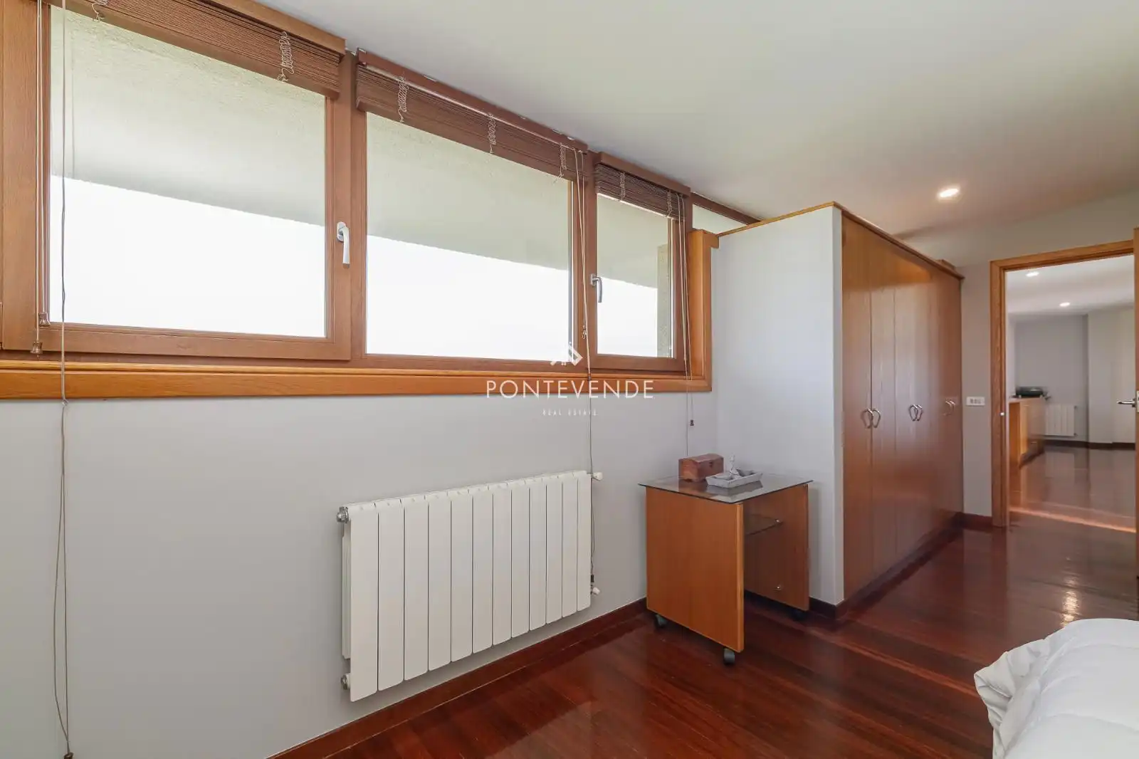 Habitación de Casa o chalet en venta en Vigo  con Calefacción, Trastero y Piscina