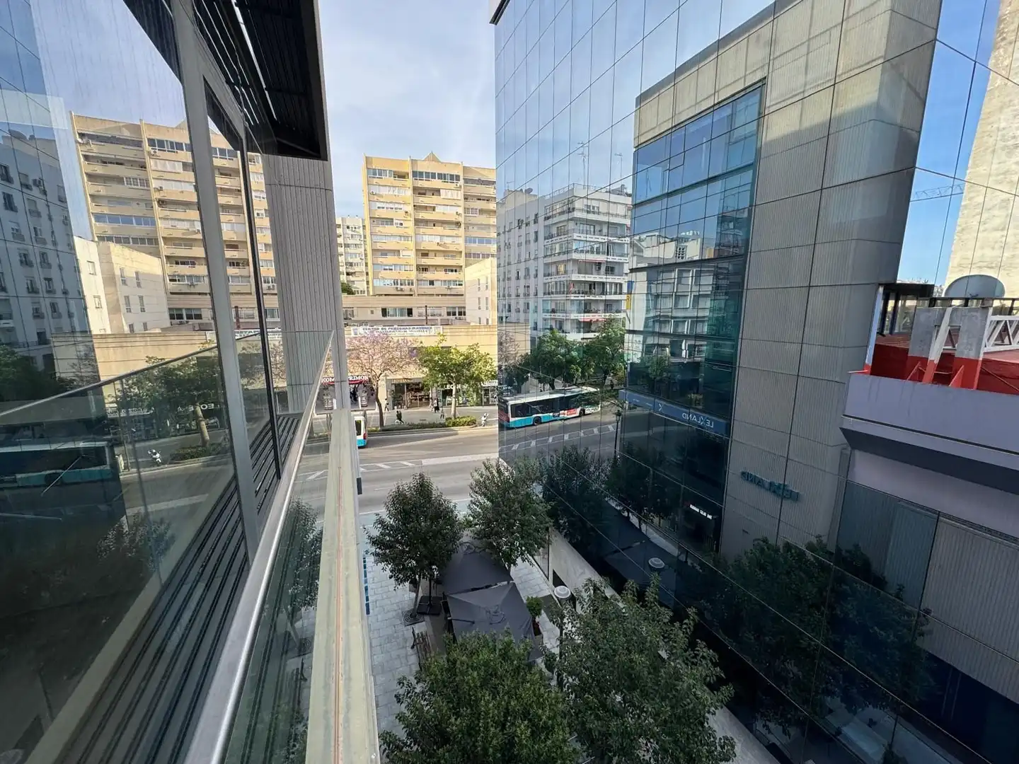 Vista exterior de Oficina de alquiler en Marbella con Aire acondicionado y Amueblado