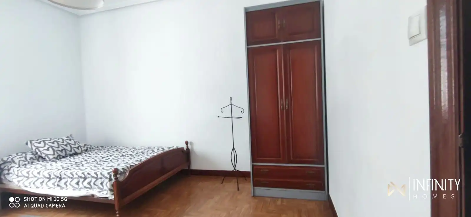 Bedroom of Flat for rent in Bilbao 