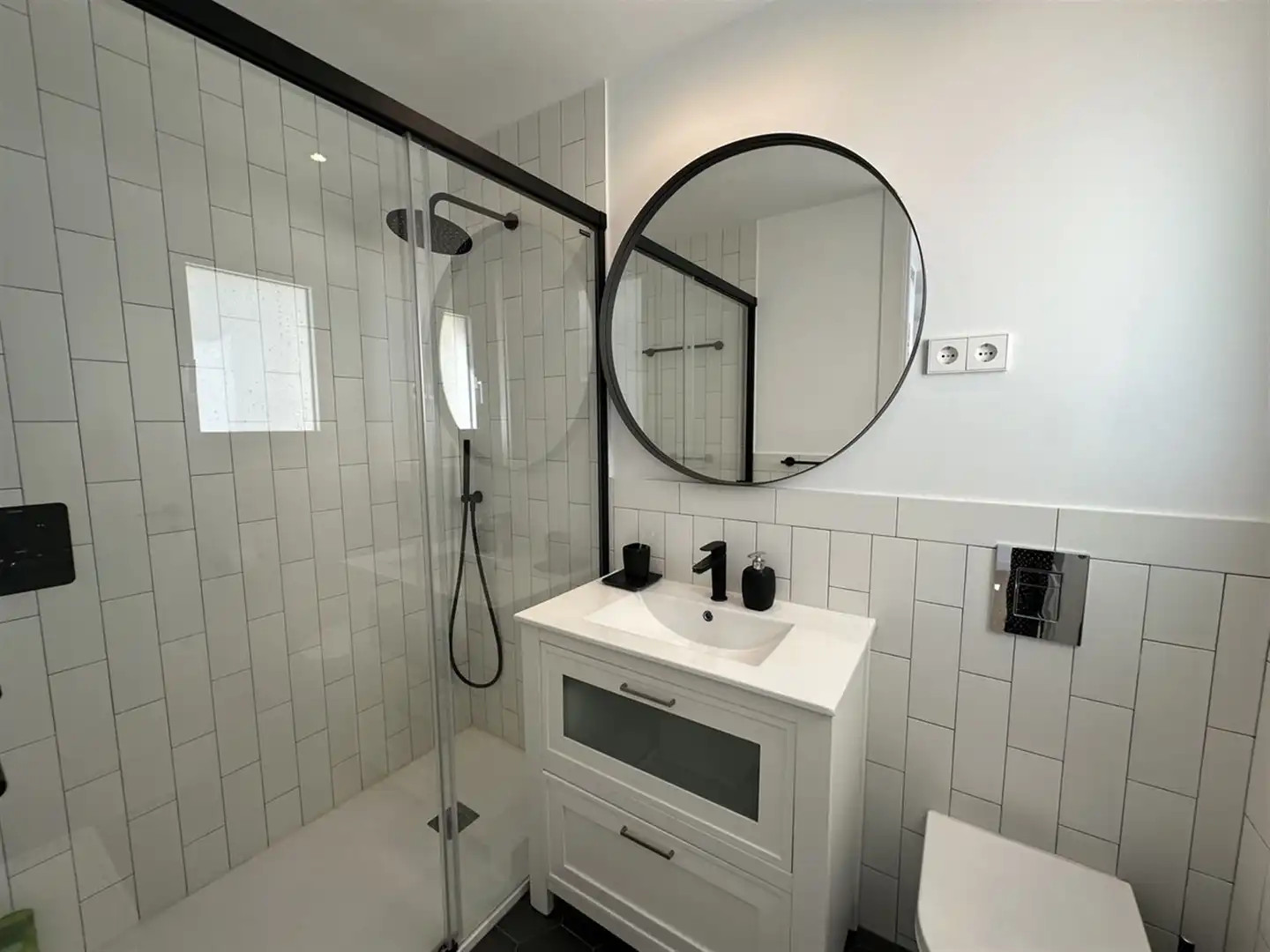 Baño de Apartamento en venta en Marbella con Aire acondicionado y Terraza
