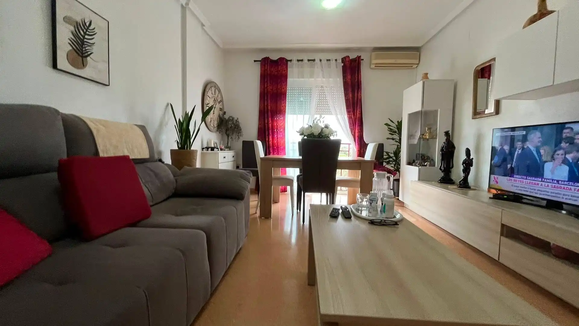 Sala d'estar de Pis en venda en Elche / Elx amb Aire condicionat, Calefacció i Moblat