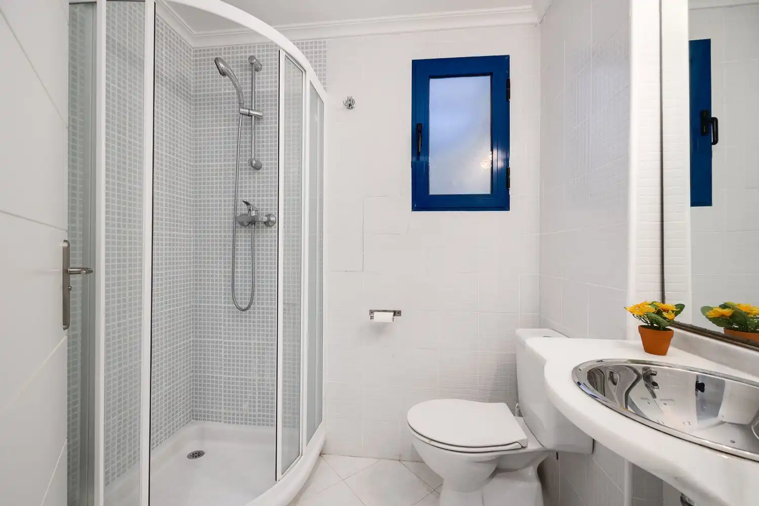 Baño de Piso en venta en Orihuela con Aire acondicionado, Calefacción y Amueblado