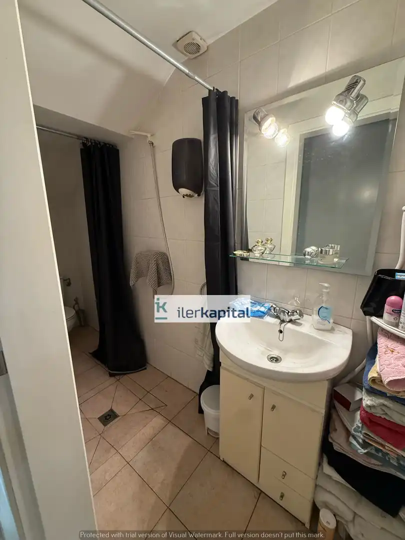 Badezimmer von Einfamilien-Reihenhaus zum Verkauf in Castelldans mit Abstellraum