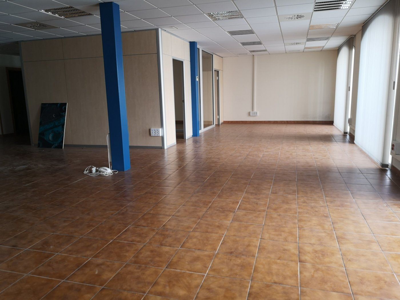 Oficina en venda en Igualada amb Calefacció