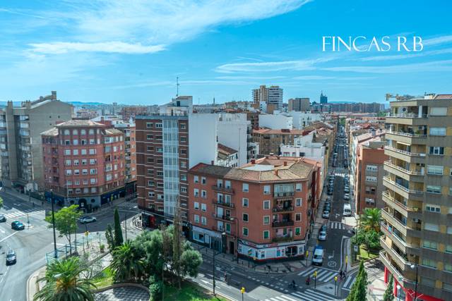 Piso en Venta en Avenida de José Anselmo Clavé en Doctor Cerrada