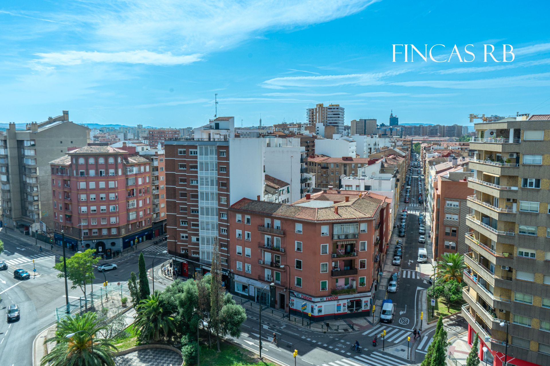 Vista exterior de Pis en venda en  Zaragoza Capital amb Calefacció, Terrassa i Moblat