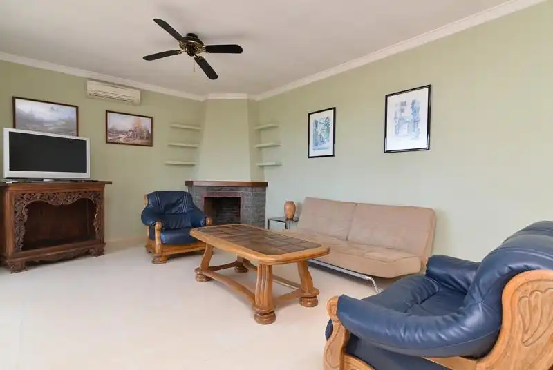 Sala d'estar de Casa o xalet en venda en Lloret de Mar amb Calefacció, Terrassa i Piscina