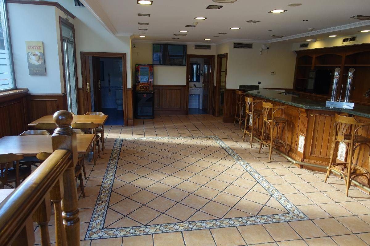 Geschaftsraum miete in Leioa mit Klimaanlage