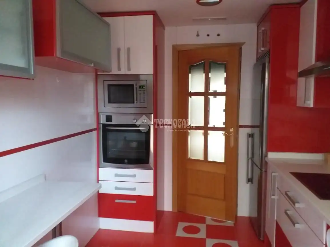 Küche von Wohnung zur Miete in Alcorcón