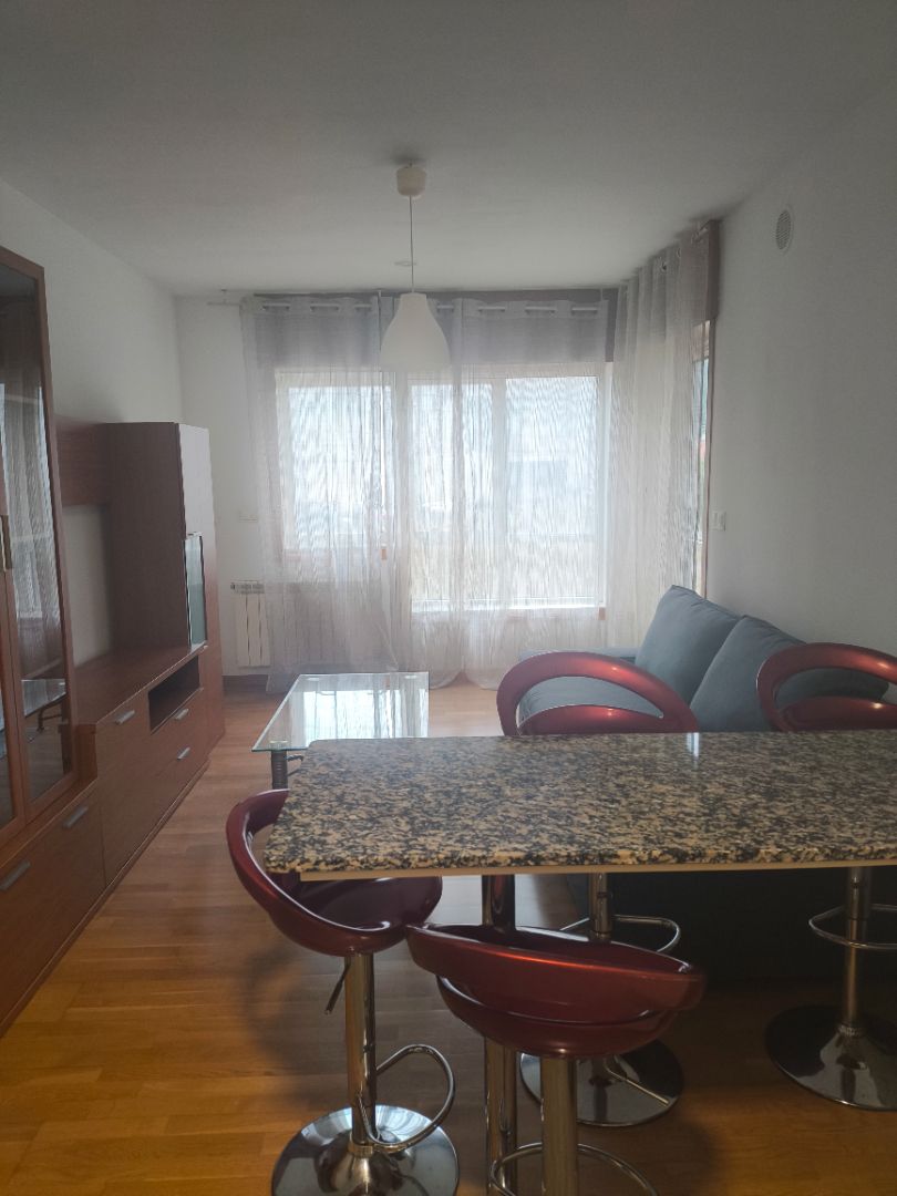 Sala de estar de Piso en venta en Santiago de Compostela  con Calefacción, Parquet y Trastero