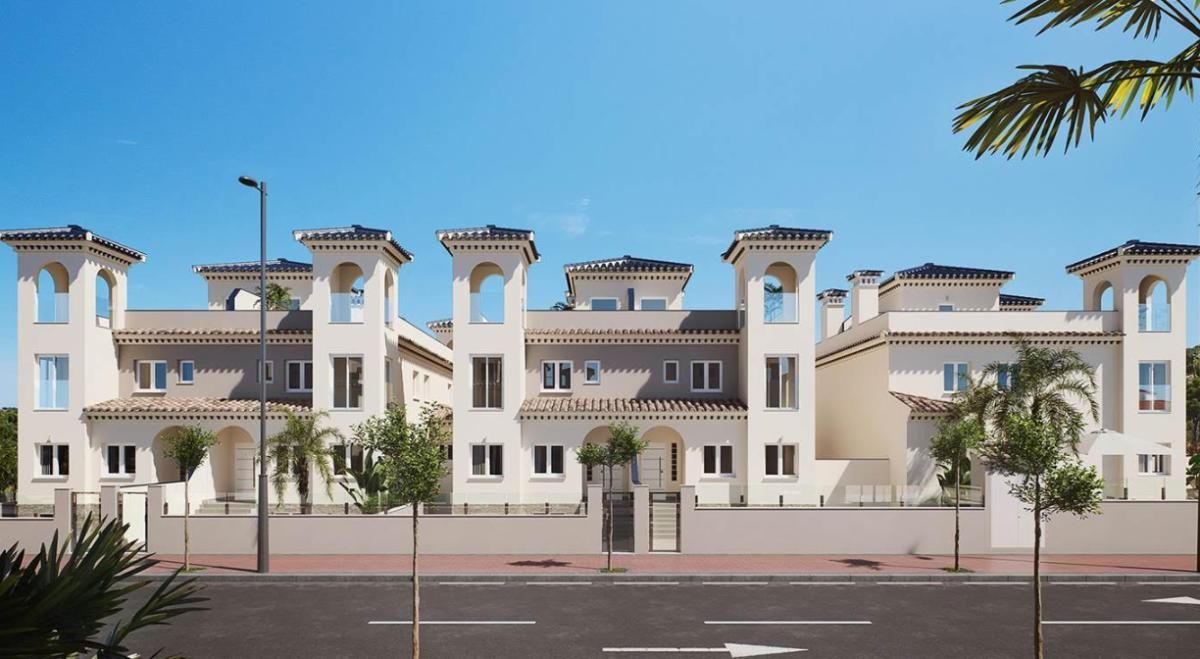 Vista exterior de Casa adosada en venda en Bigastro amb Piscina comunitària