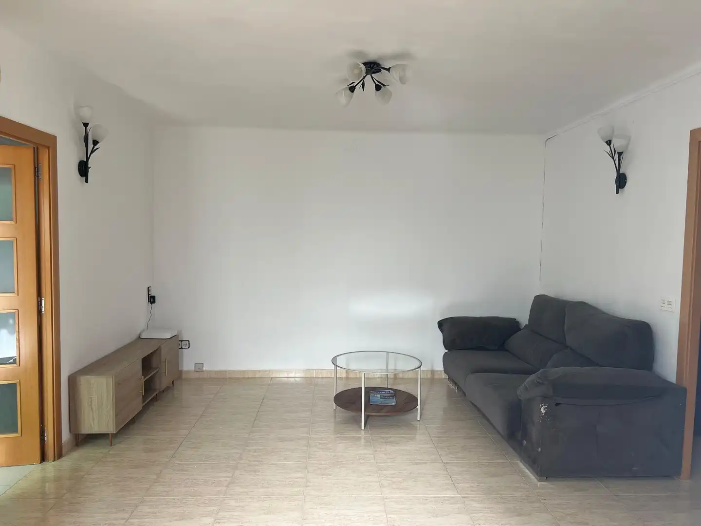 Living room of Flat for rent in Granollers  with Air Conditioner, Heating and Terrace