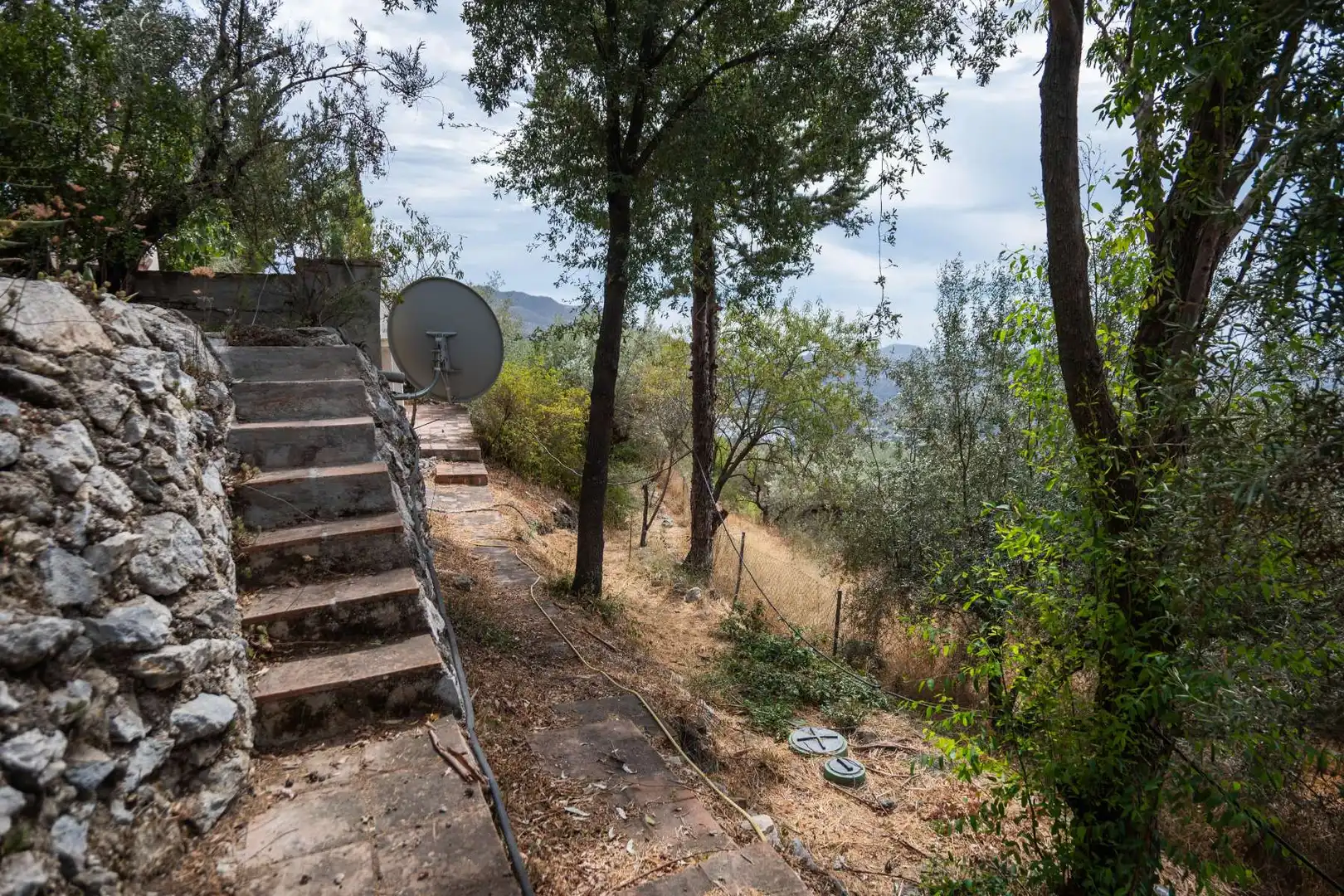 Houses for sale in Canillas de Albaida  with Air Conditioner, Private garden and Terrace