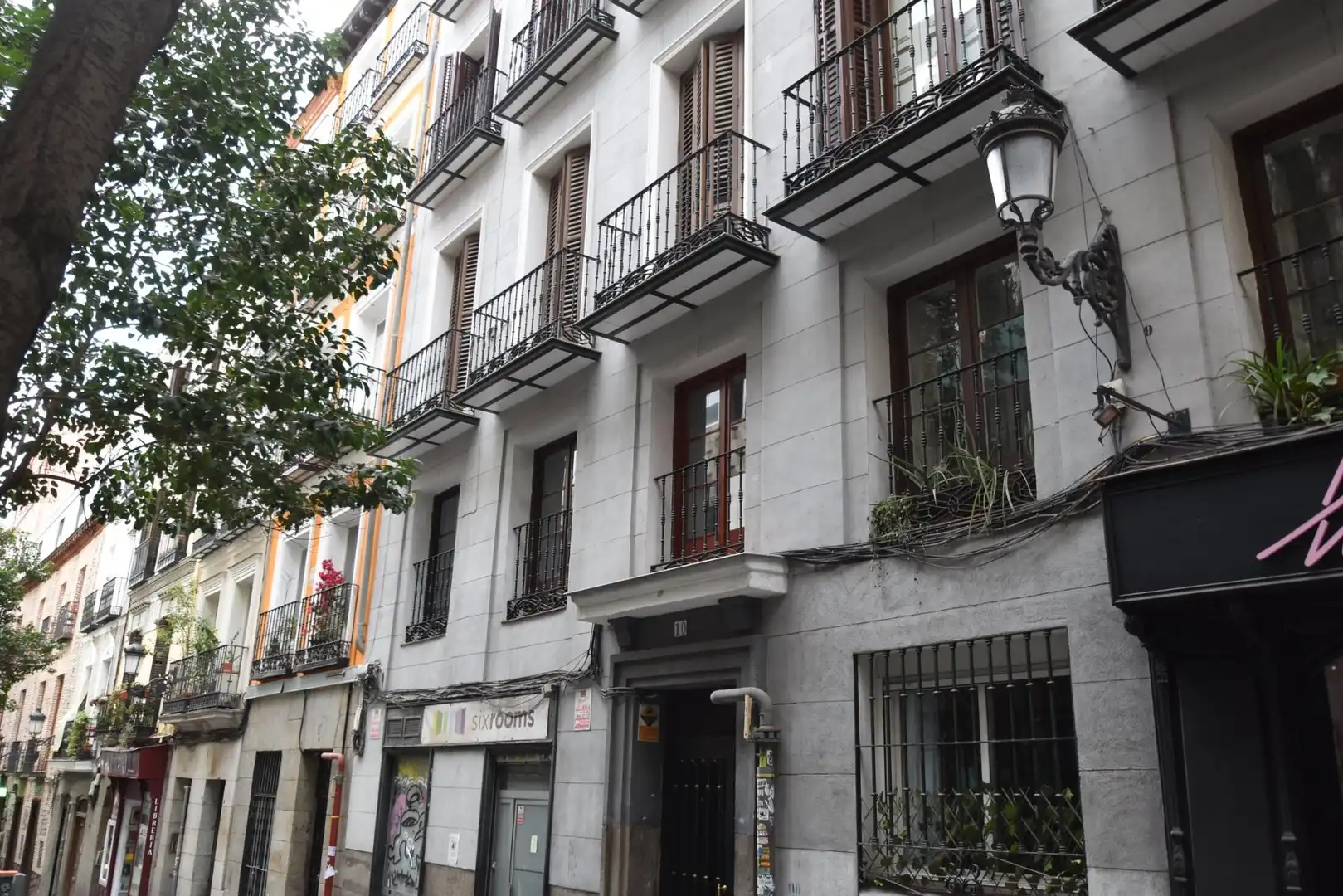 Vista exterior de Apartament en venda en Madrid amb Aire condicionat, Calefacció i Moblat