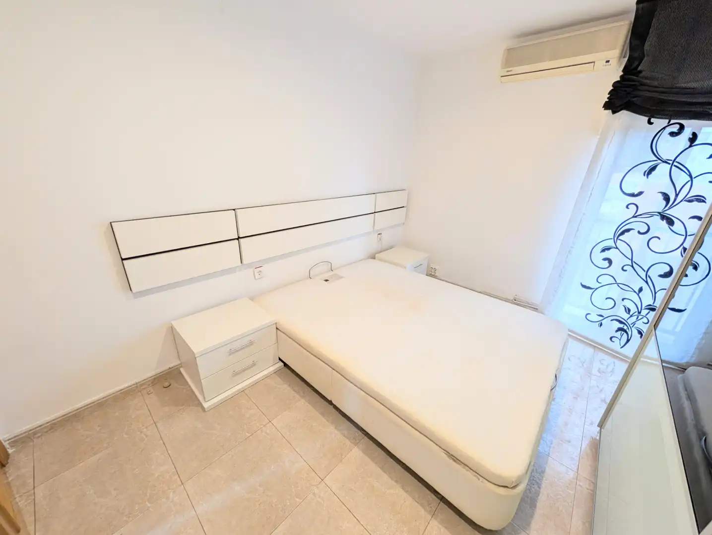 Bedroom of Flat for sale in Salut - Lloreda