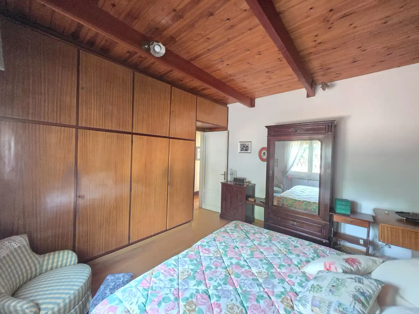 Dormitori de Casa o xalet en venda en Sant Just Desvern amb Aire condicionat, Calefacció i Jardí privat