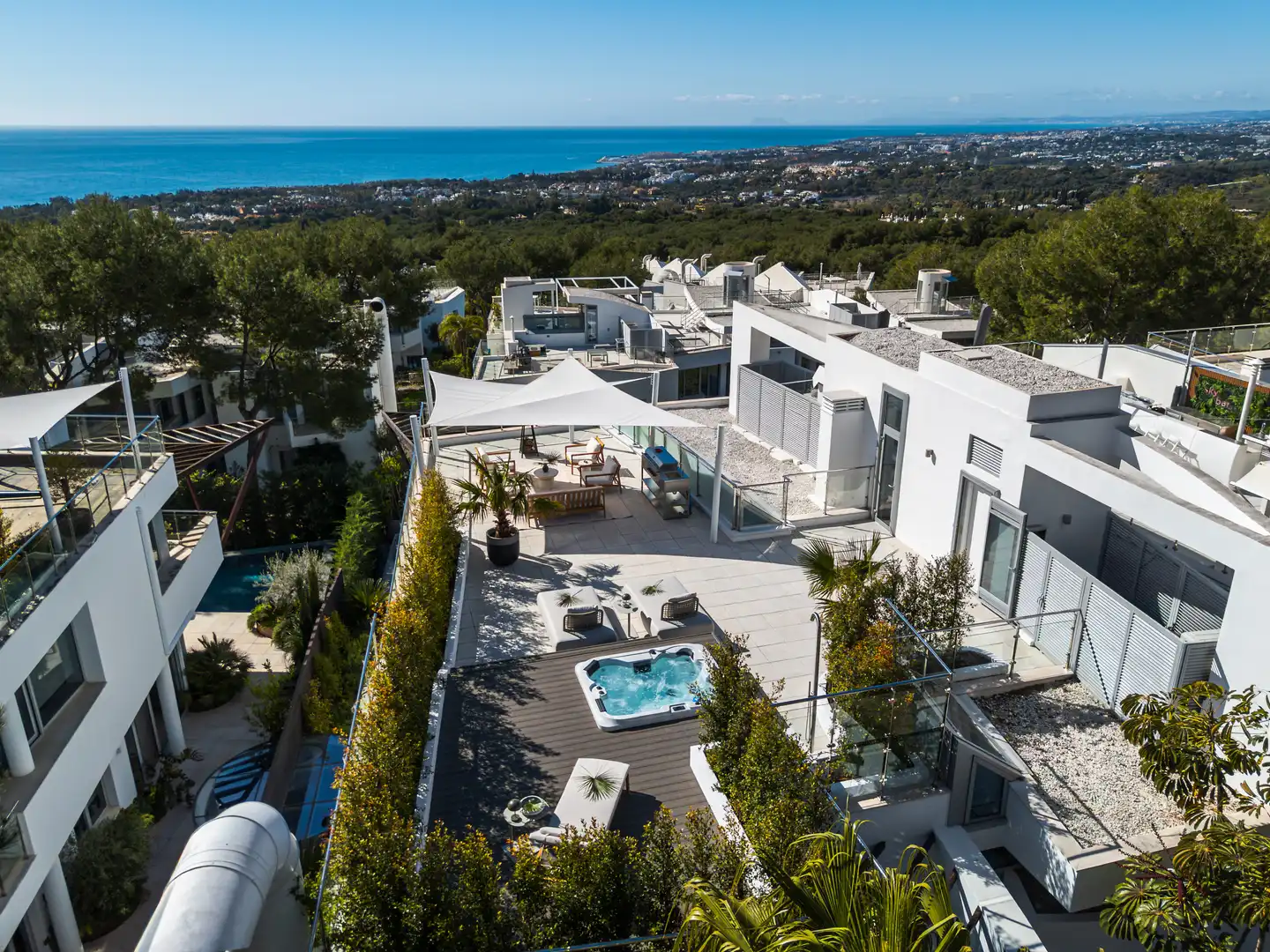 Casa adosada en venda a CL VERDI-UR SIERRA BLANCA 38(P) N2-179 Es:2 PI:00 Pt:205 CJT MEISHO HILLS 29602 MARBELLA (MÁLAGA), El Rosario - Ricmar