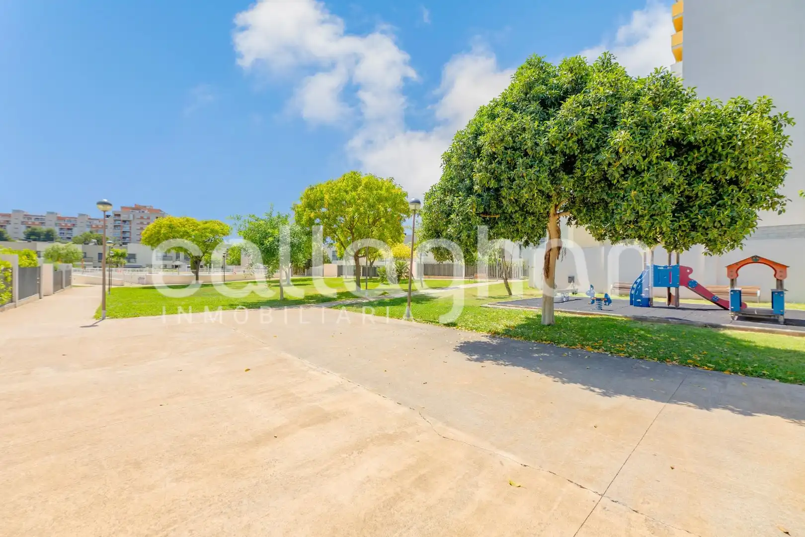 Detached homes for rent in Paterna  with Air Conditioner, Heating and Private garden