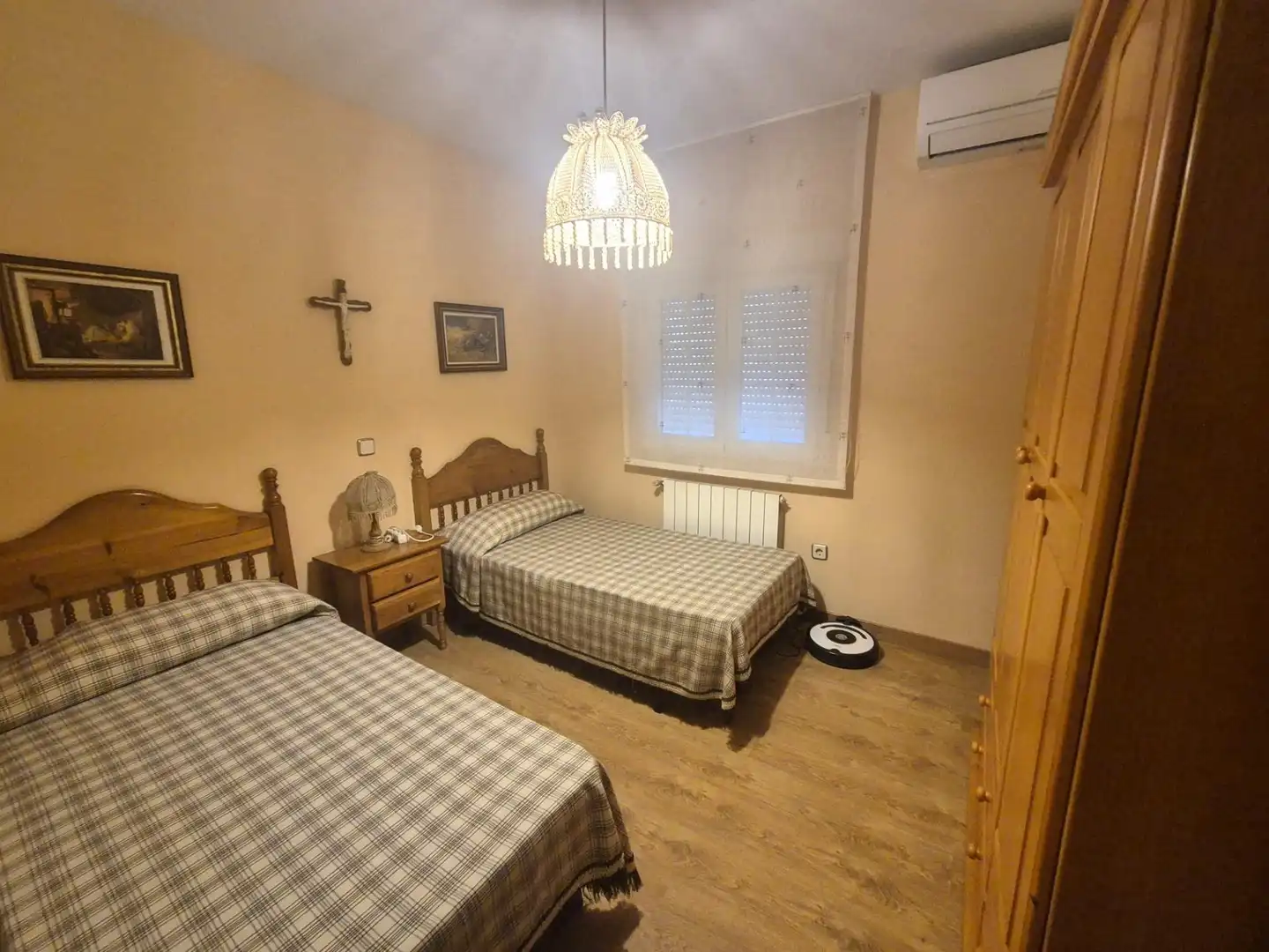 Bedroom of Houses for sale in Aldea del Fresno  with Air Conditioner, Heating and Swimming Pool