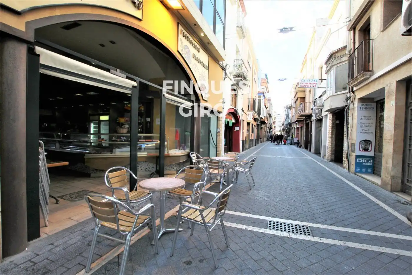 Business premises to rent in montserrat, imagen 2
