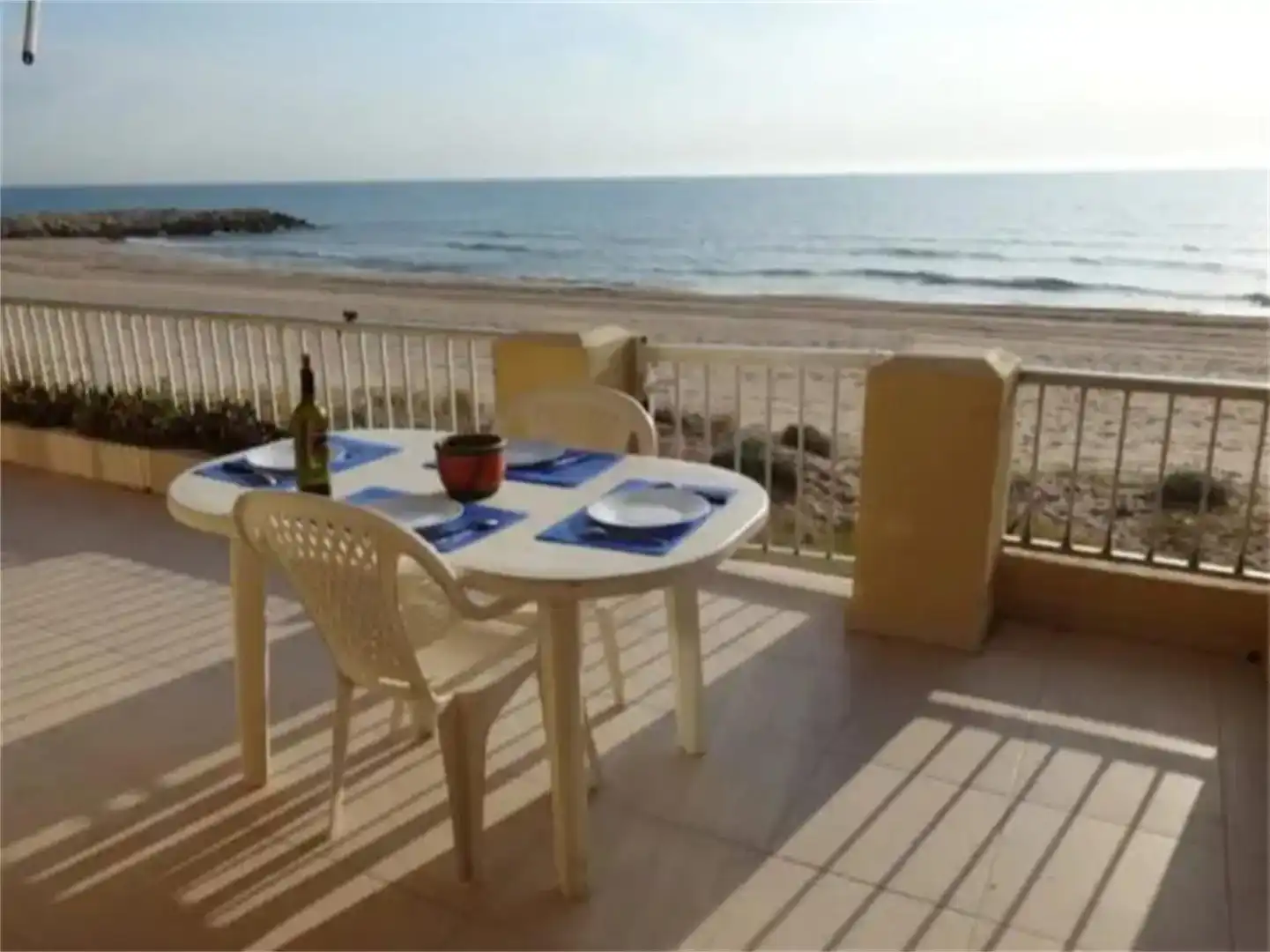 Terrassa de Apartament de lloguer en Tavernes de la Valldigna amb Moblat