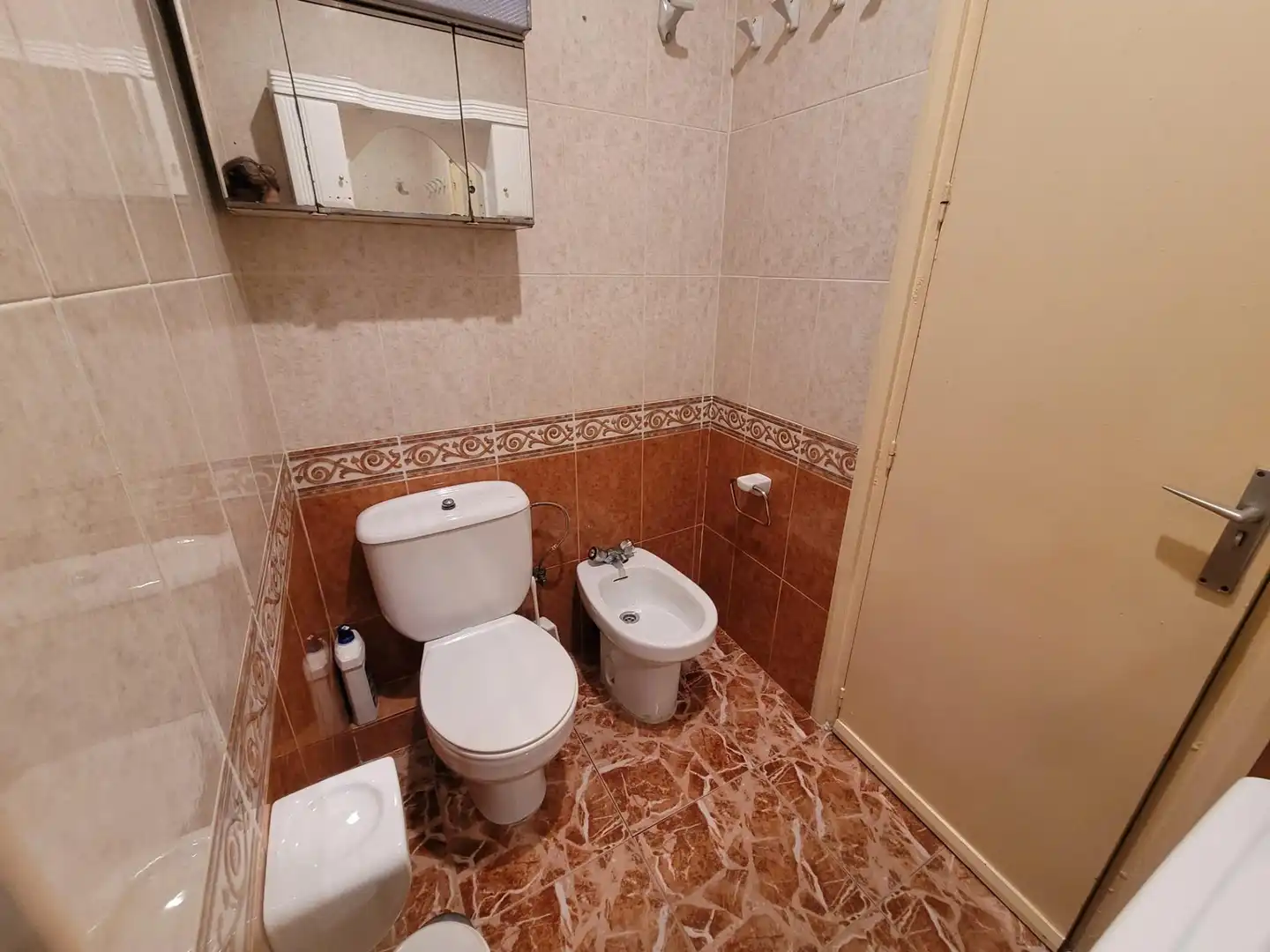 Bany de Pis en venda en Cádiz amb Terrassa i Traster