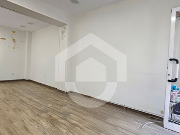 Local comercial en venda a Carrer d'Alcúdia