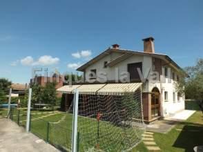 Casa o xalet en venda en Sant Julià de Vilatorta amb Piscina