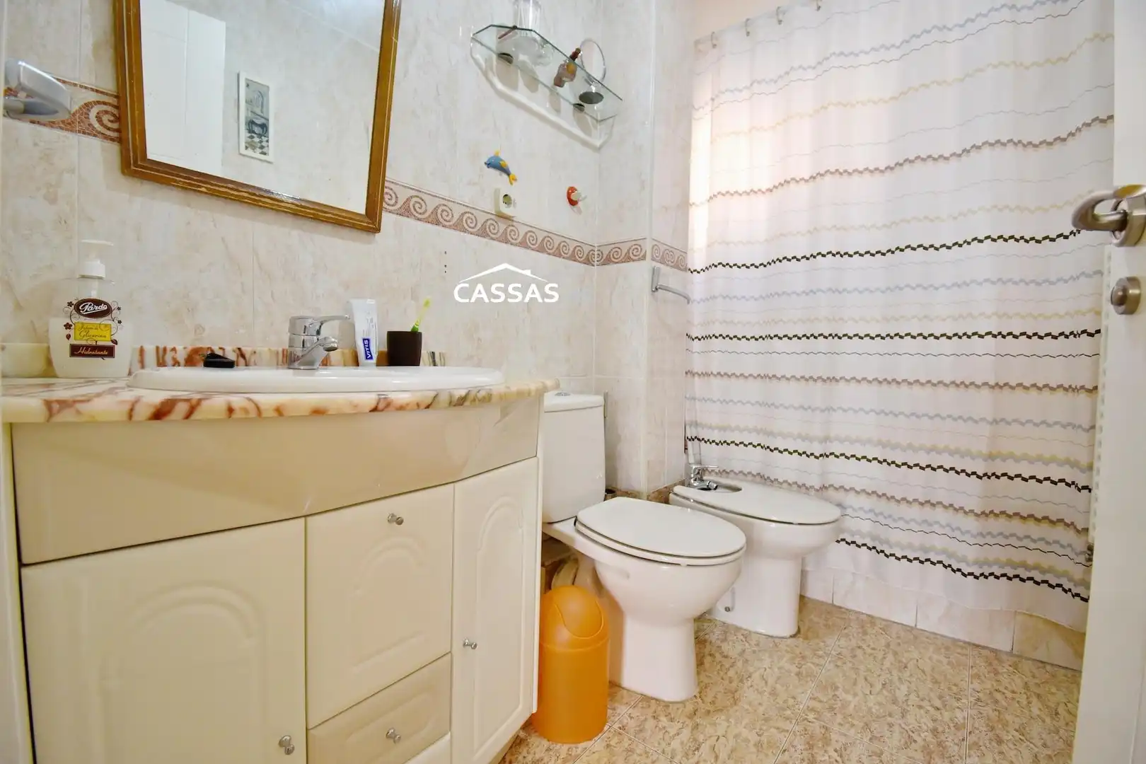 Badezimmer von Wohnung zum Verkauf in Torrejón de Ardoz mit Heizung
