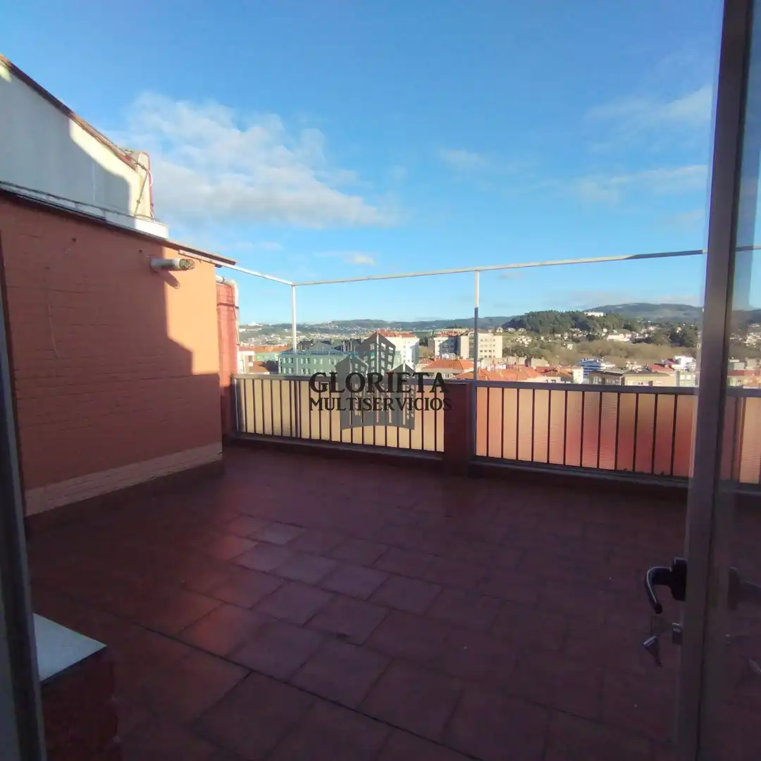 Terraza de Piso en venta en Vigo  con Calefacción, Parquet y Terraza