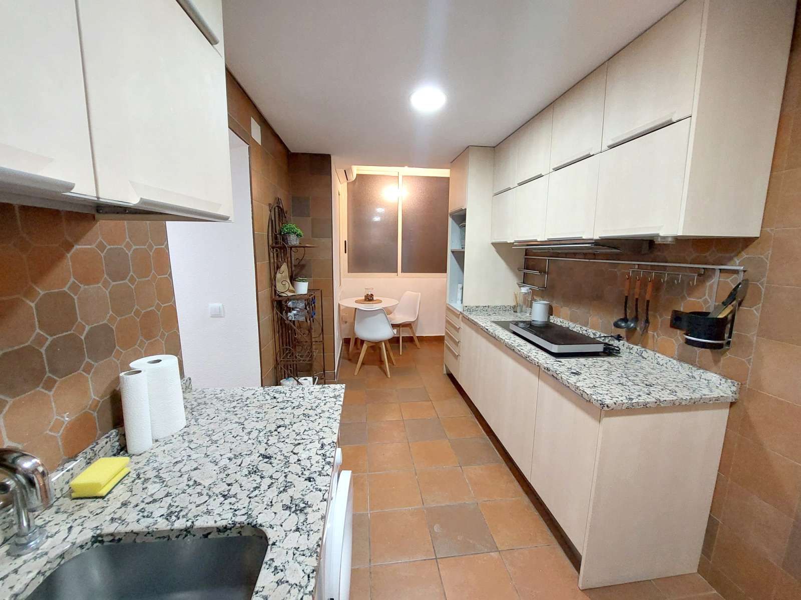Kitchen of Study to share in  Madrid Capital  with Air Conditioner and Terrace