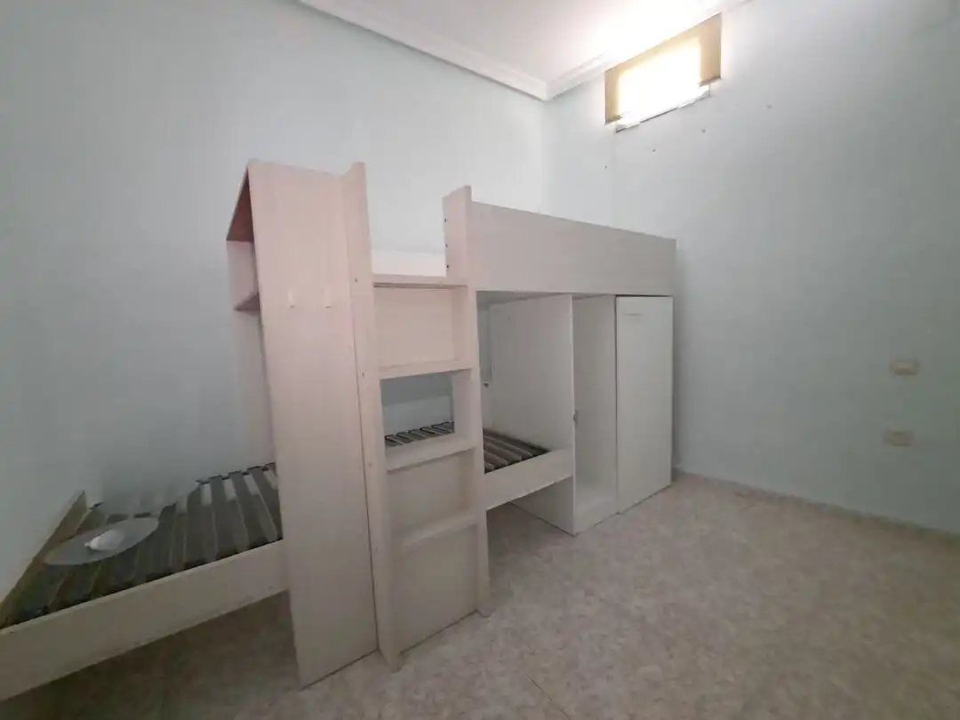 Dormitori de Casa o xalet en venda en Escalona amb Balcó