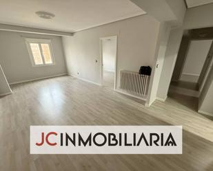 Exterior view of Flat for sale in Valladolid Capital  with Heating, Terrace and Balcony