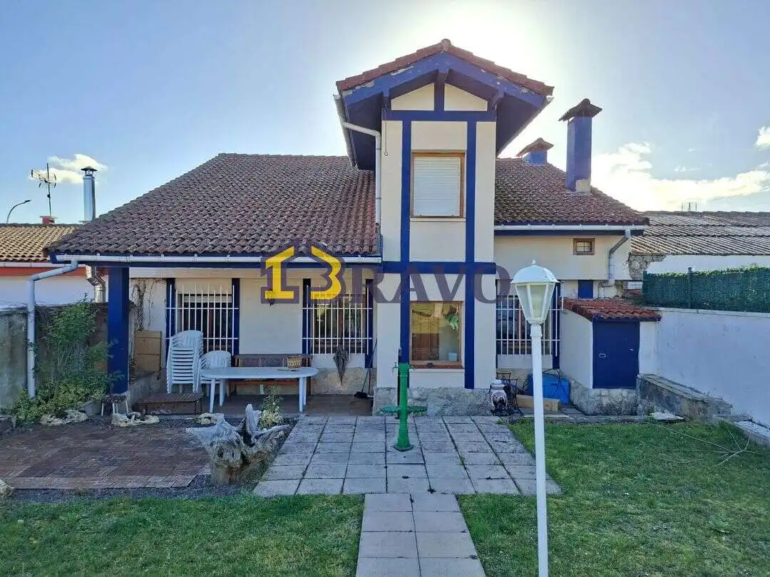 Exterior view of Houses for sale in Valle de Losa  with Heating, Storage room and Furnished