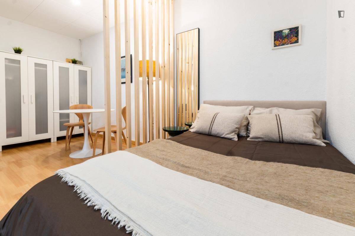 Bedroom of Apartment to rent in  Barcelona Capital  with Air Conditioner, Furnished and Oven