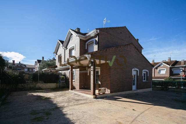 Casa-chalet en Venta en Robledo de Chavela