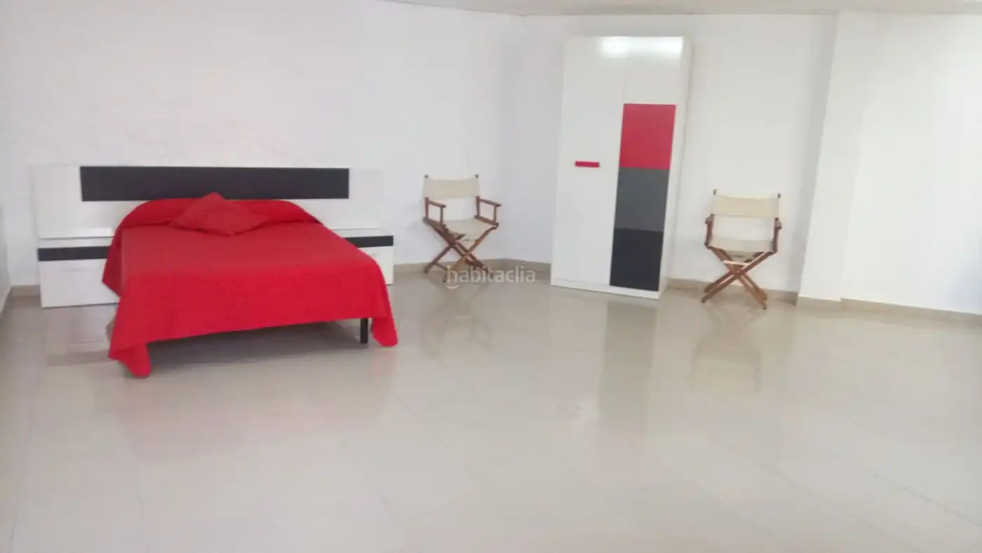 Nave industrial en venta en Plaza Juan Jose Gregorio 5, imagen 3