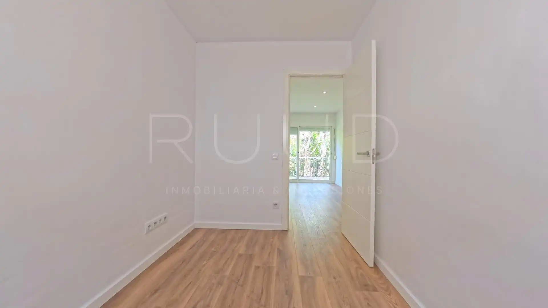 Bedroom of Flat for sale in Castelldefels  with Air Conditioner, Parquet flooring and Terrace