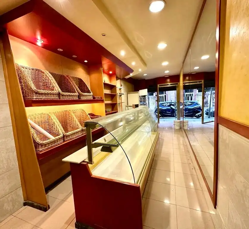 Local comercial en venda a Centre, imagen 2