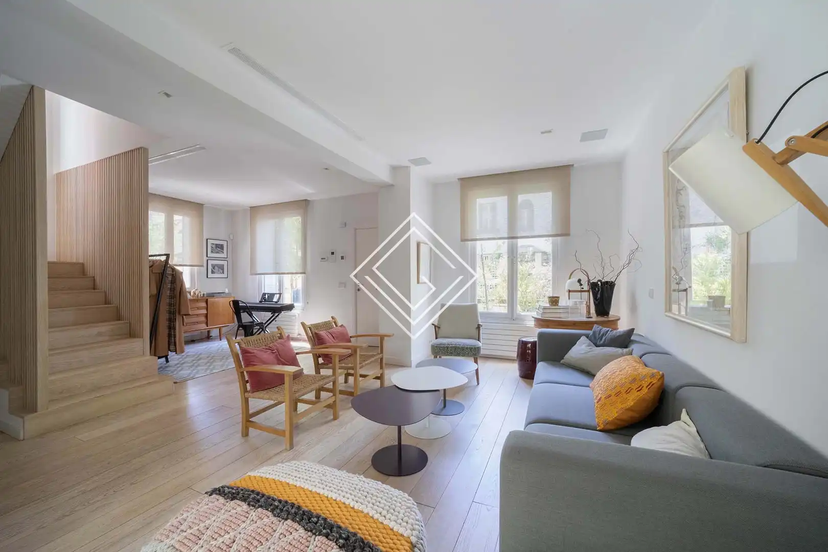 Living room of Detached homes for rent in Madrid  with Air Conditioner, Heating and Terrace