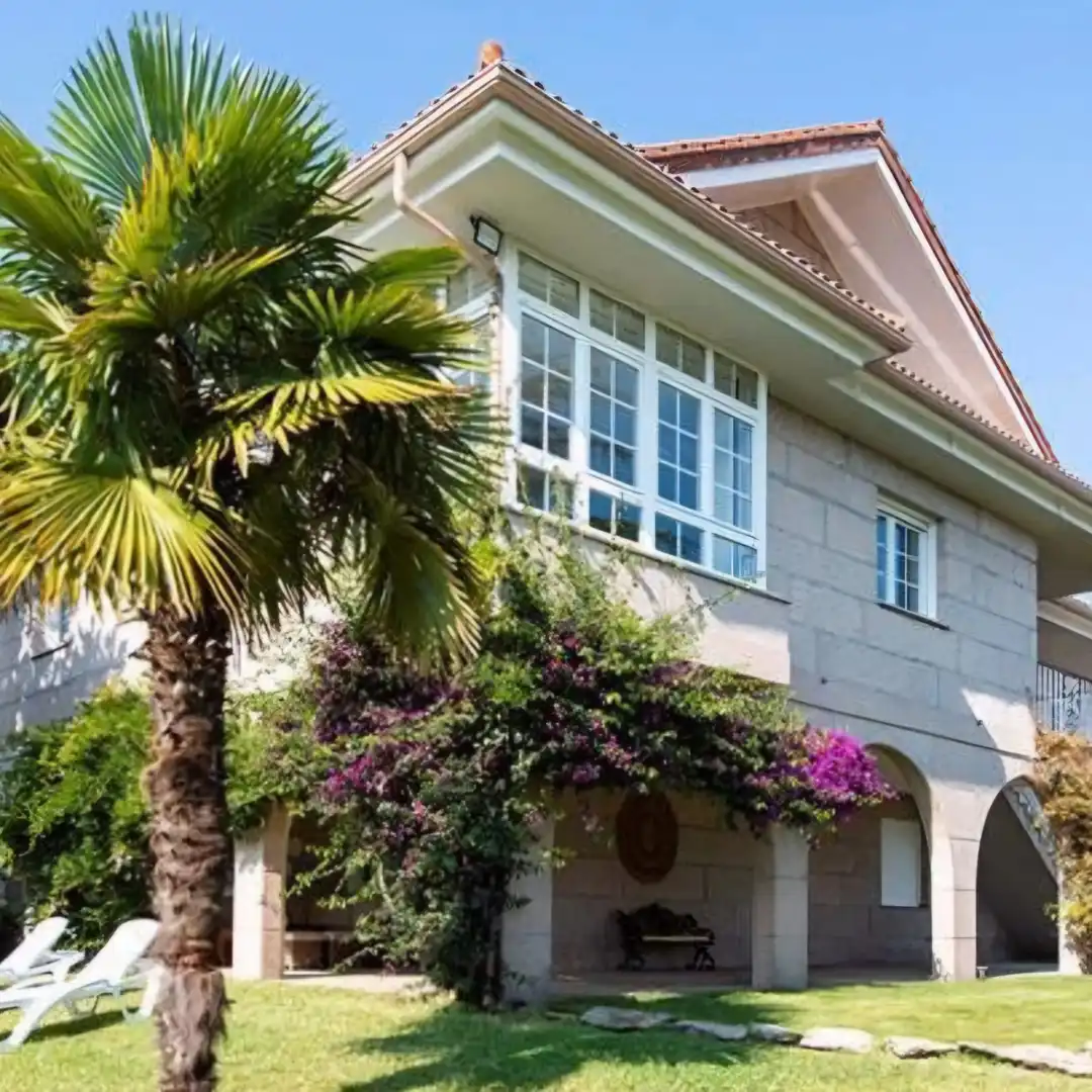 Vista exterior de Casa o xalet en venda en Gondomar amb Calefacció, Parquet i Terrassa