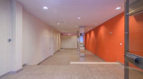 LOCAL COMERCIAL DE SEGONA MÀ EN BON ESTAT EN VENDA A MANRESA, ZONA PLAÇA CATALUNYA – CARRER LEPANT