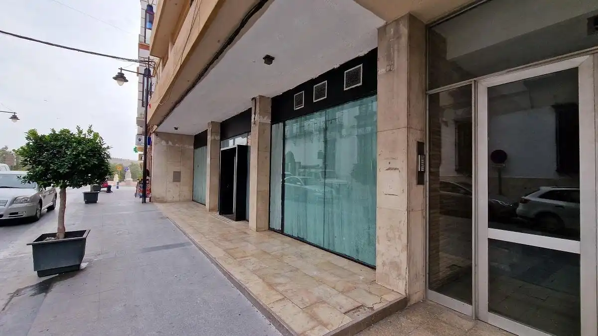 Local commercial à louer à Don Gonzalo, imagen 9