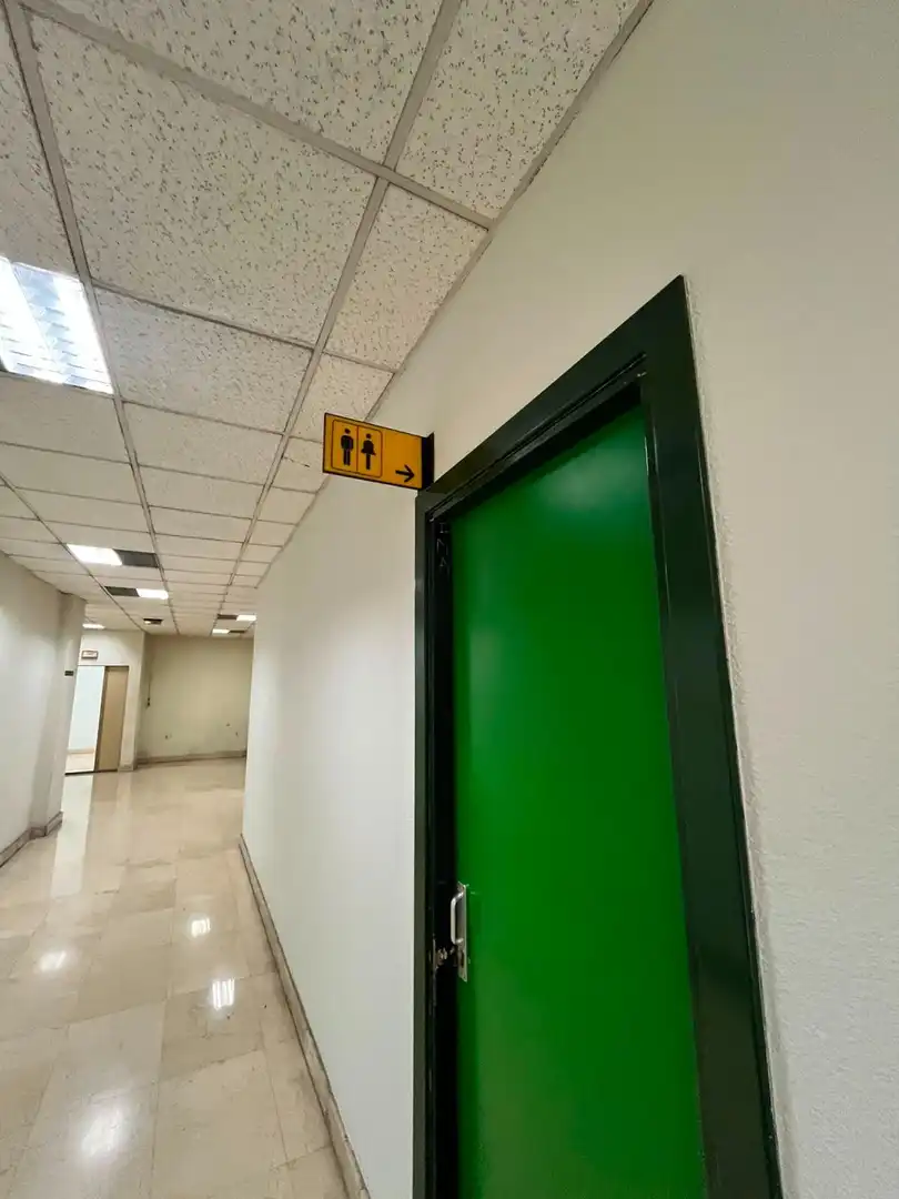 Fabrikhallen zur Miete in Basauri 