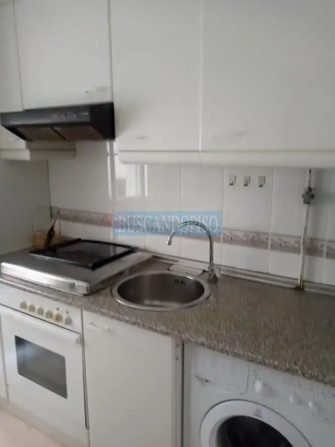Mini appartamento con ascensore in affitto a Oeste