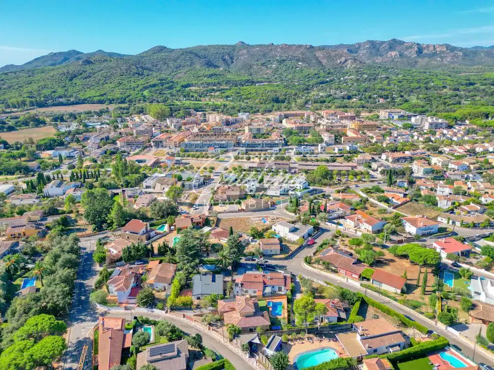Vista exterior de Casa o xalet en venda en Santa Cristina d'Aro amb Calefacció, Jardí privat i Terrassa